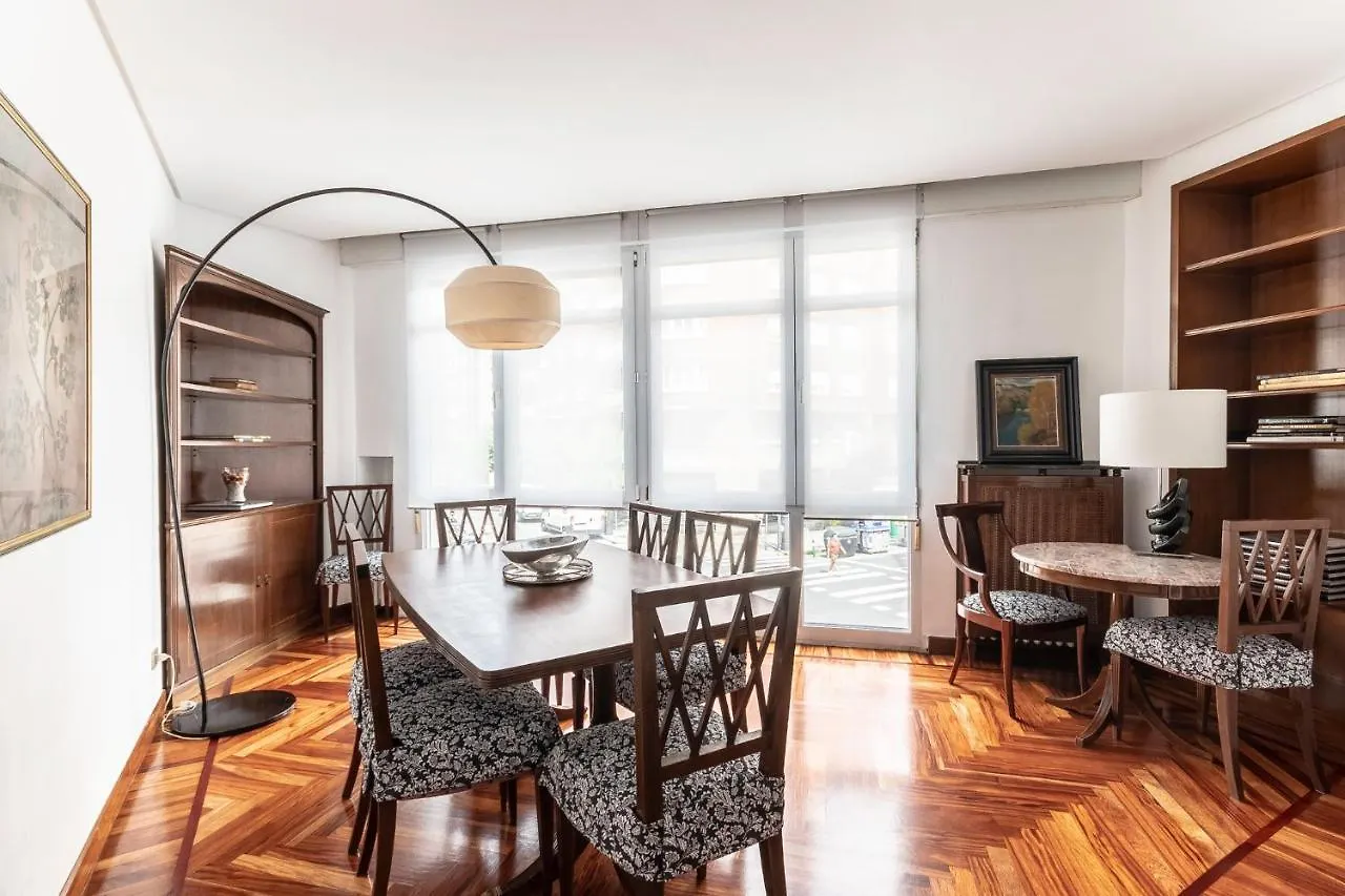 Elegancia Con Diseno Clasico Bilbao Apartment